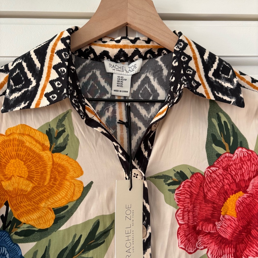 Rachel Zoe NWT XS Tropical Floral Button Down Shirt - Picture 2 of 5